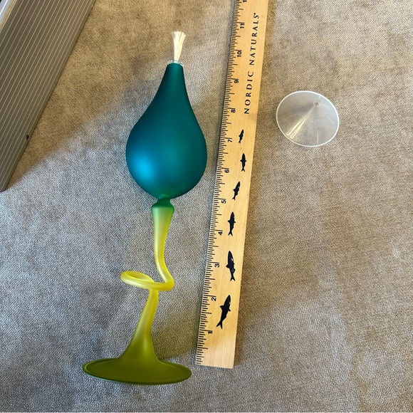 Satin Glass Oil Lamp Coiled Stem Blue Yellow Vintage New In Box Funnel Tip Cord - Picture 2 of 9